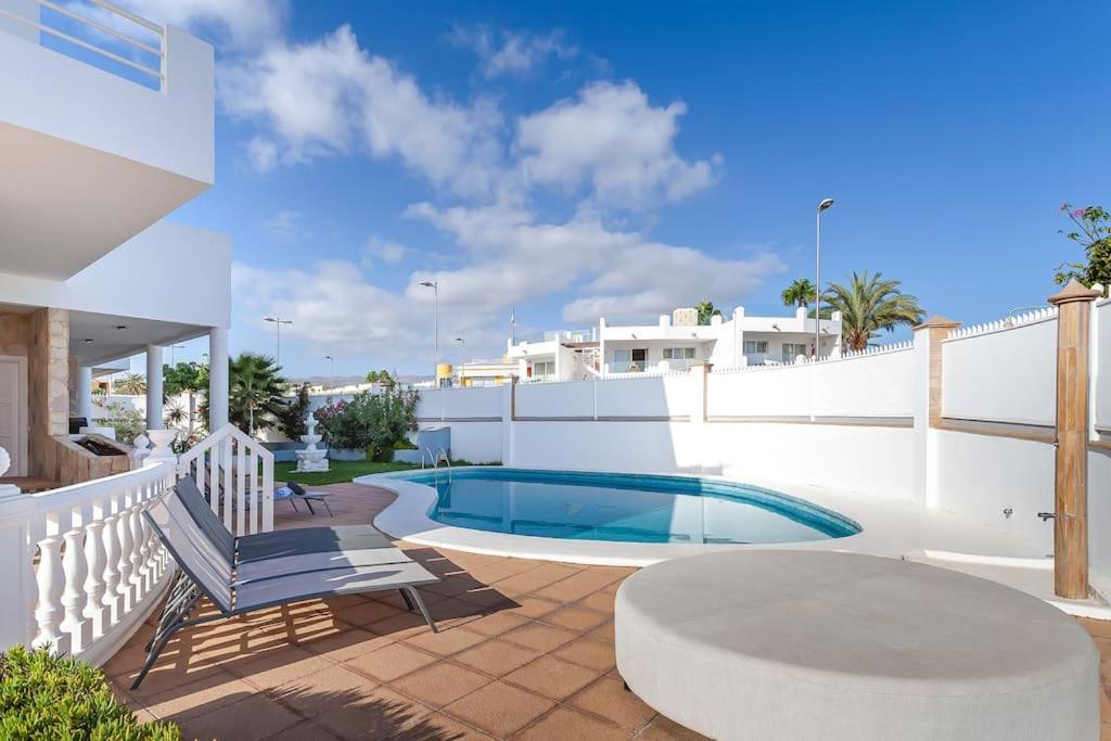 Villa Marlenghi With Private Pool San Bartolomé Eksteriør billede